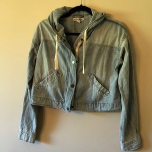 Cropped light denim jacket